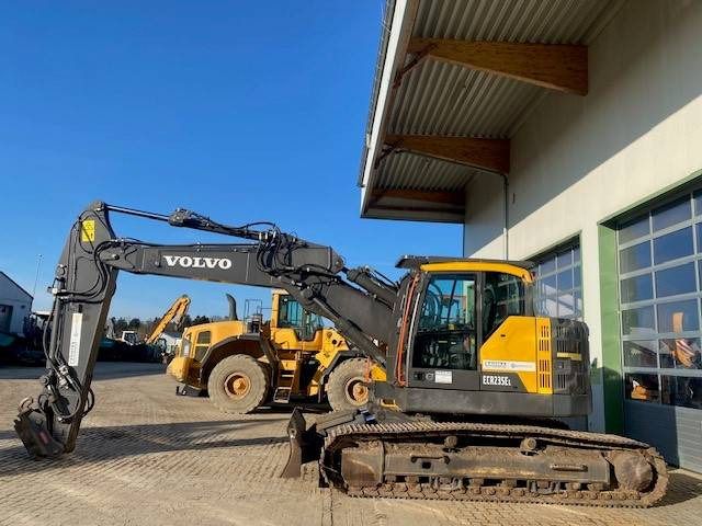 2019 Volvo ECR235EL Crawler Excavator