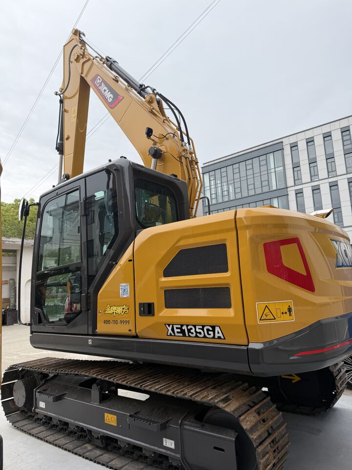 2026 XCMG XE135 Crawler Excavator