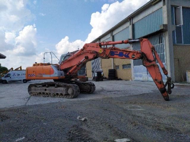 2003 Kobelco E 235 Crawler Excavator