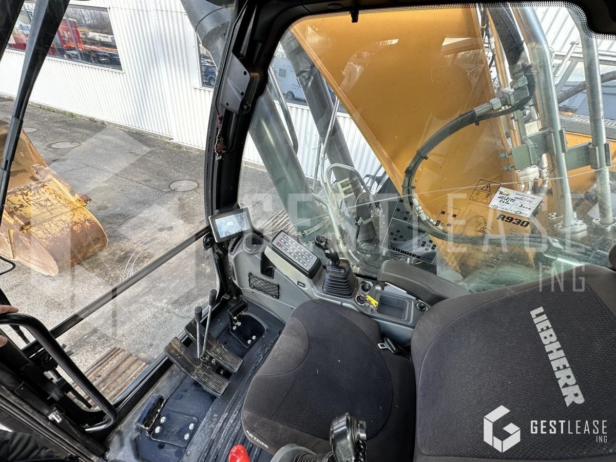 2020 Liebherr R930 LC G8 Crawler Excavator