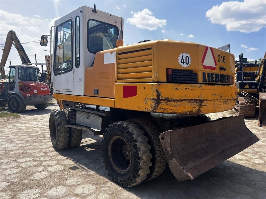 1999 Liebherr A316 Wheel Excavator