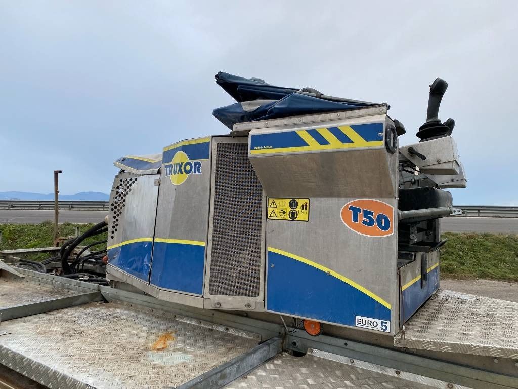 2022 Truxor T50 / EURO5 Amphibious Excavator