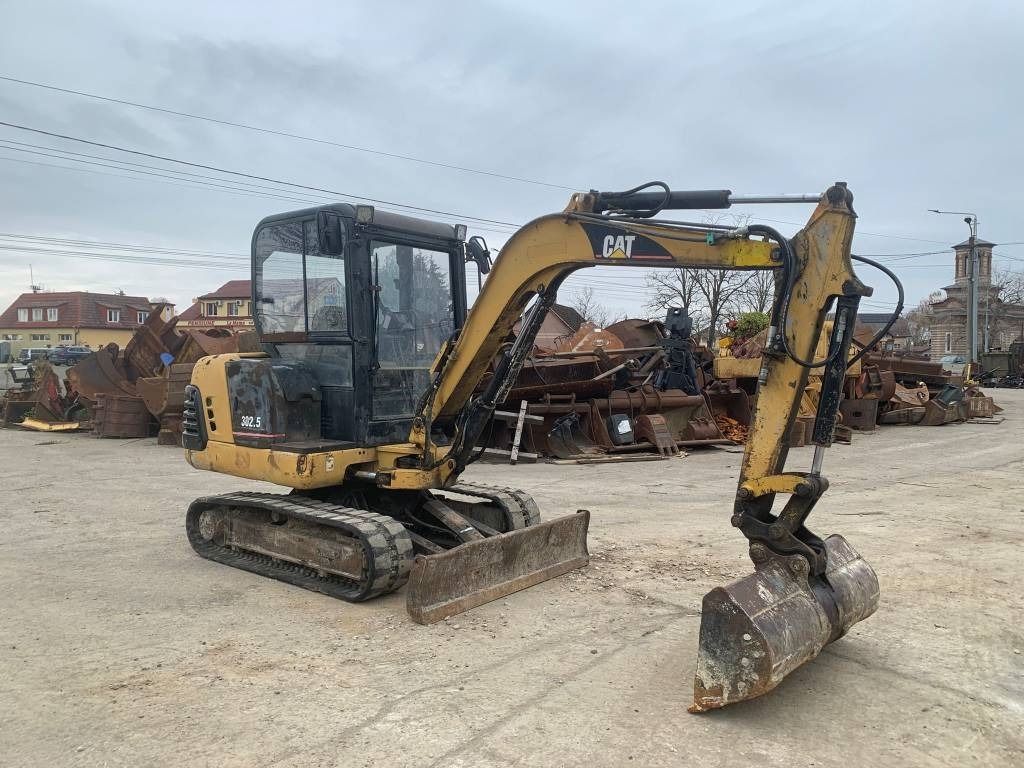 Mini Excavadora Caterpillar 302.5 2000