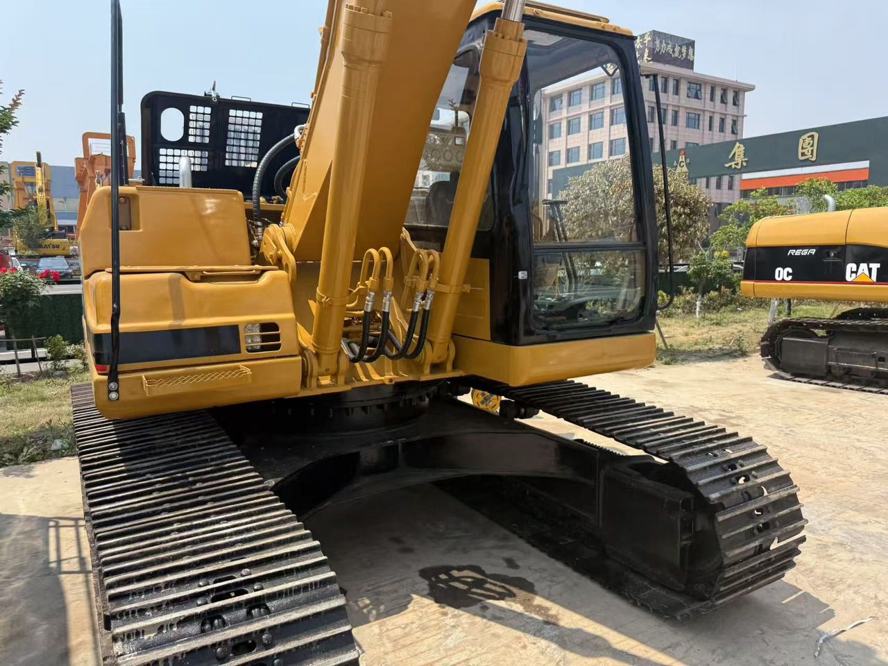 2022 Caterpillar 320B Crawler Excavator