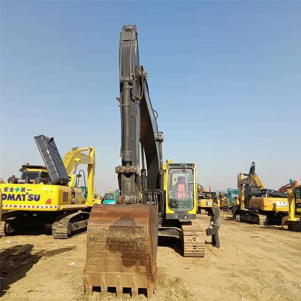 2023 Volvo EC210B Crawler Excavator