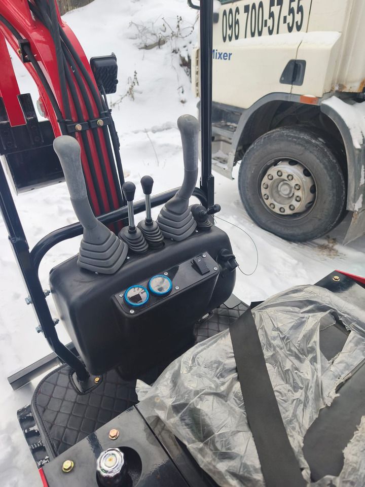 2025 JPC HT-12 Mini Excavator