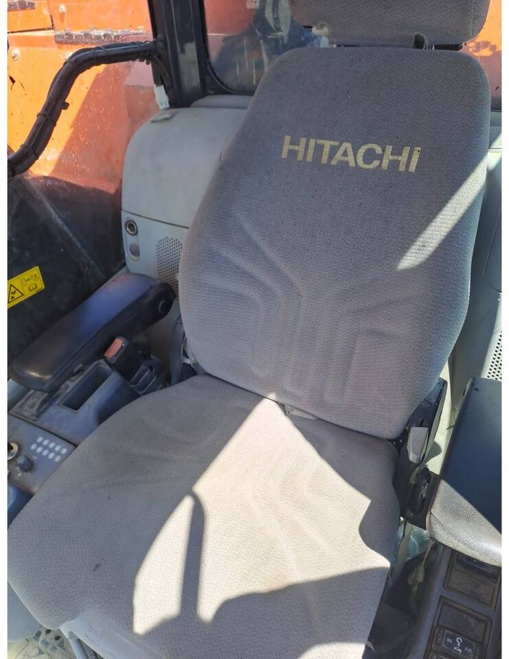 2018 Hitachi ZX225 Crawler Excavator