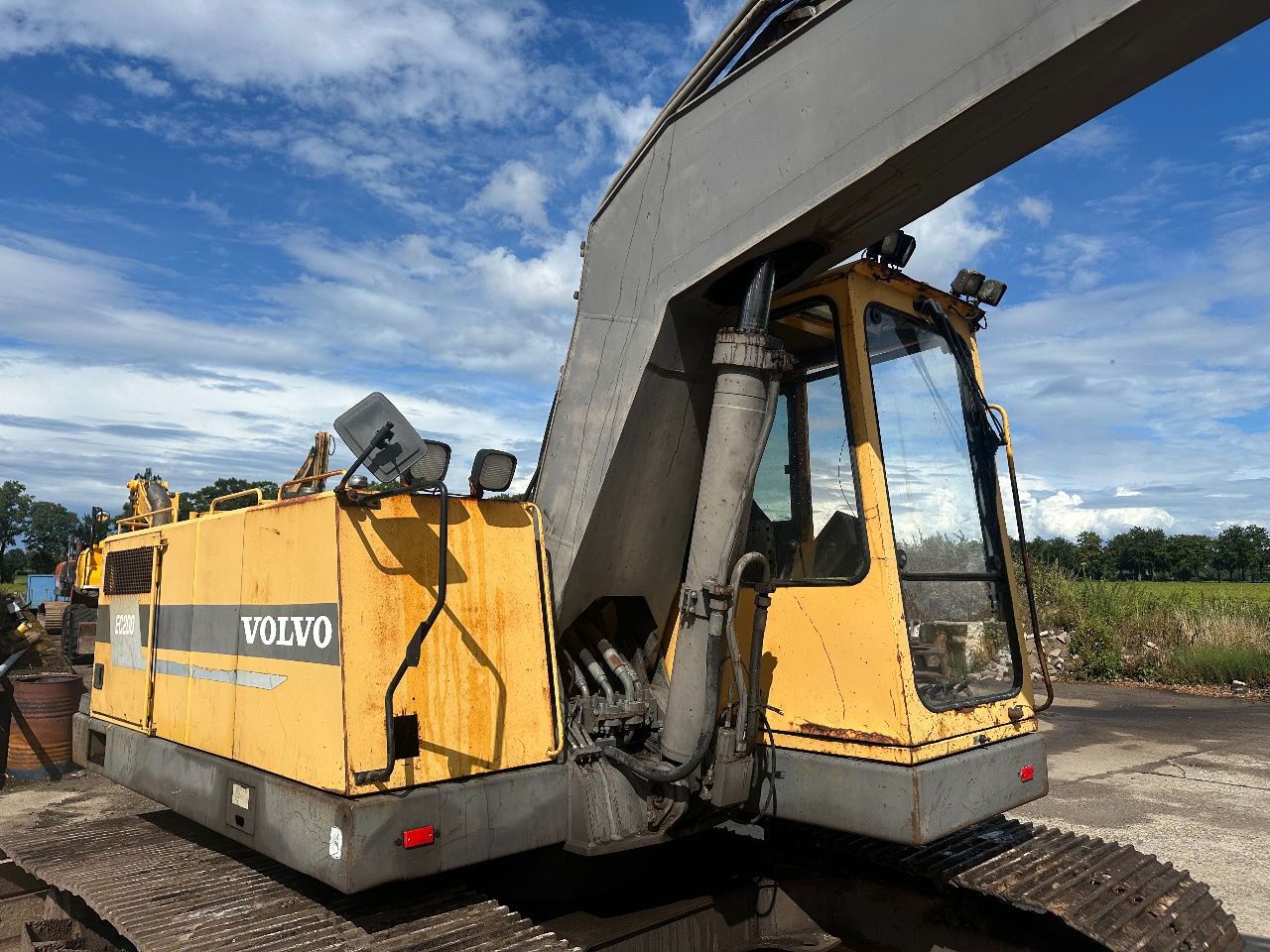 1996 Volvo EC200 Crawler Excavator