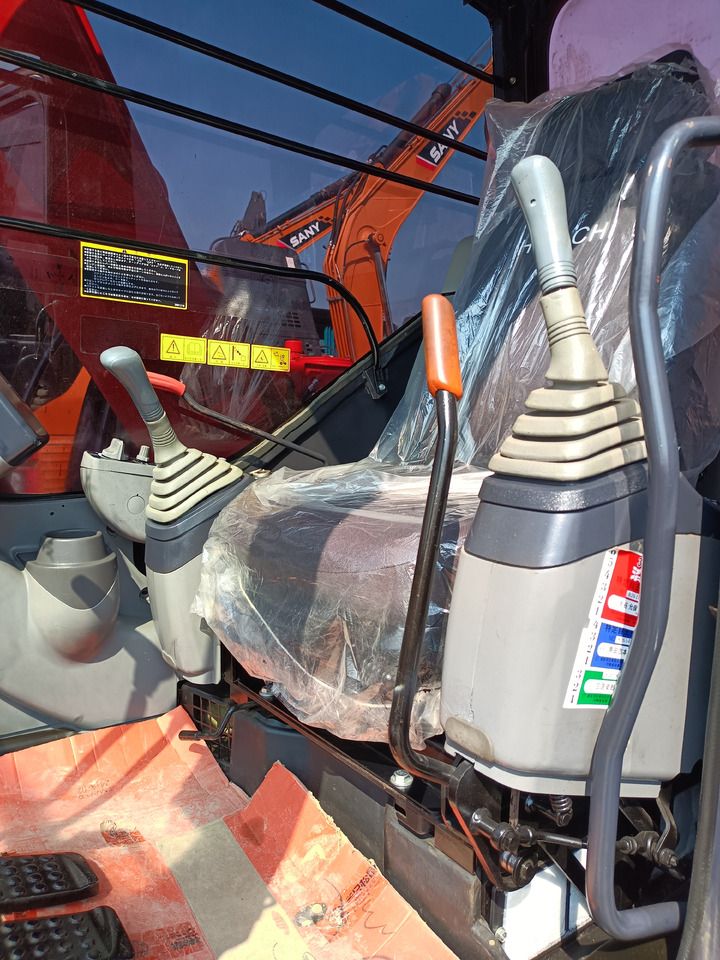 2023 Hitachi ZX75 Crawler Excavator