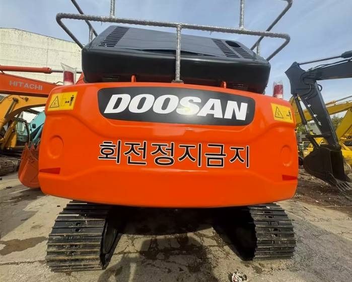 2024 Doosan DX300LC-9C Crawler Excavator