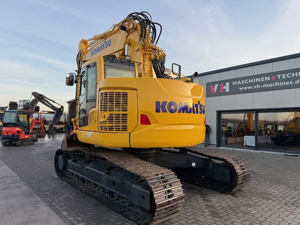 2016 Komatsu PC228 USLC-10 Crawler Excavator