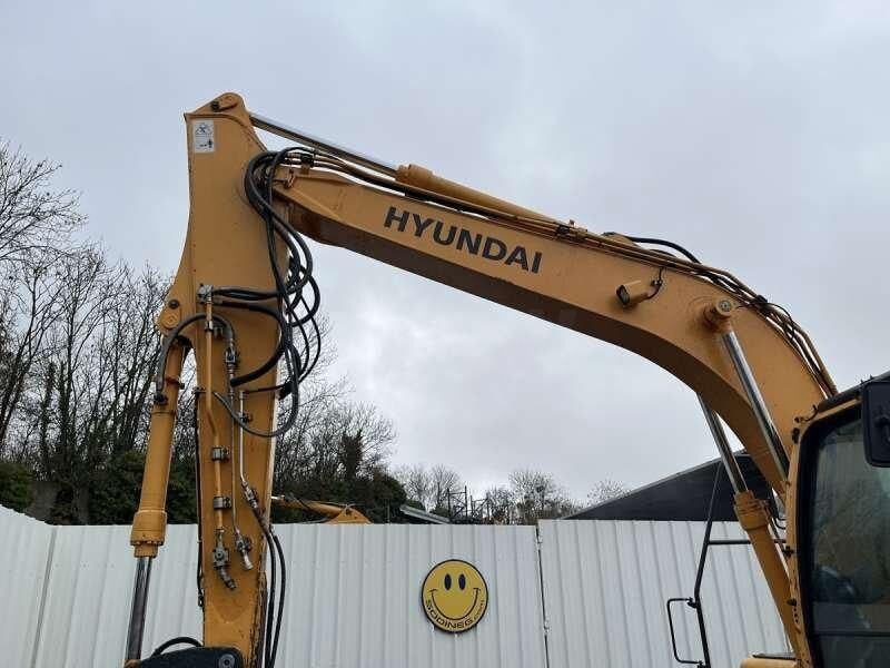 2010 Hyundai R140LC-9 Crawler Excavator