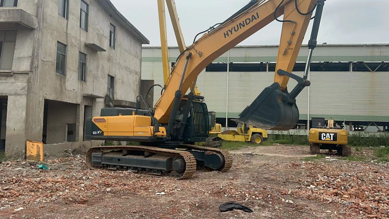 Hyundai R520L-9VS Crawler Excavator