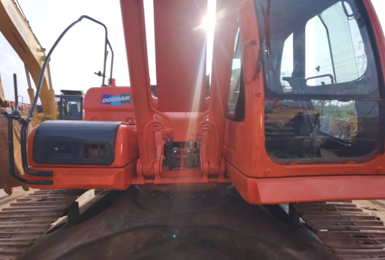 2024 Doosan DX300LC Crawler Excavator