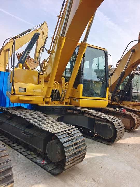 Komatsu PC200-7 Crawler Excavator