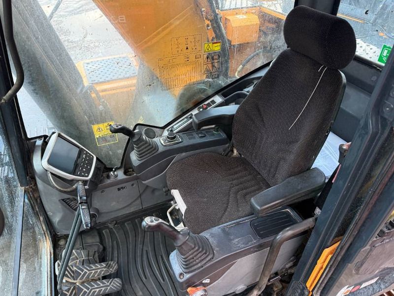 2016 Hyundai HX300LR