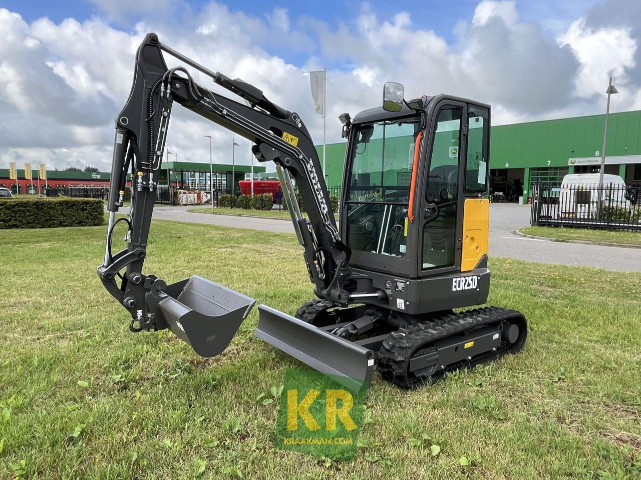 2026 Volvo ECR25D Mini Excavator