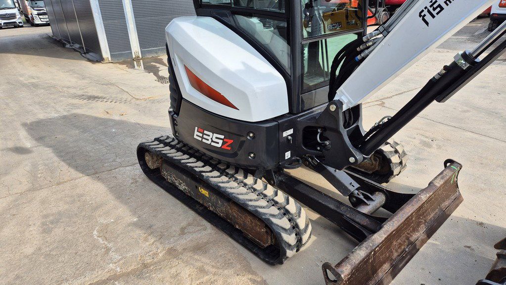 2021 Bobcat E35Z Mini Excavator