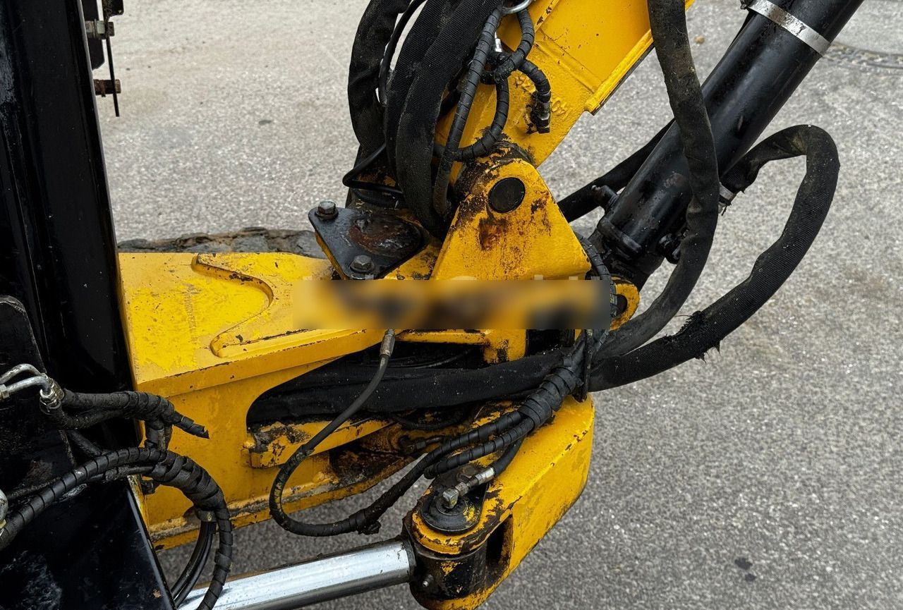 2001 Caterpillar 302.5 Mini Excavator