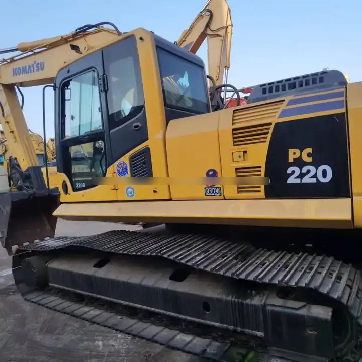 2018 Komatsu PC200-8 Crawler Excavator