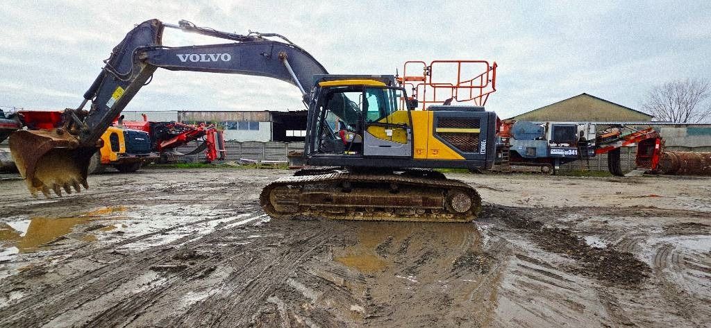2018 Volvo EC300EL Crawler Excavator