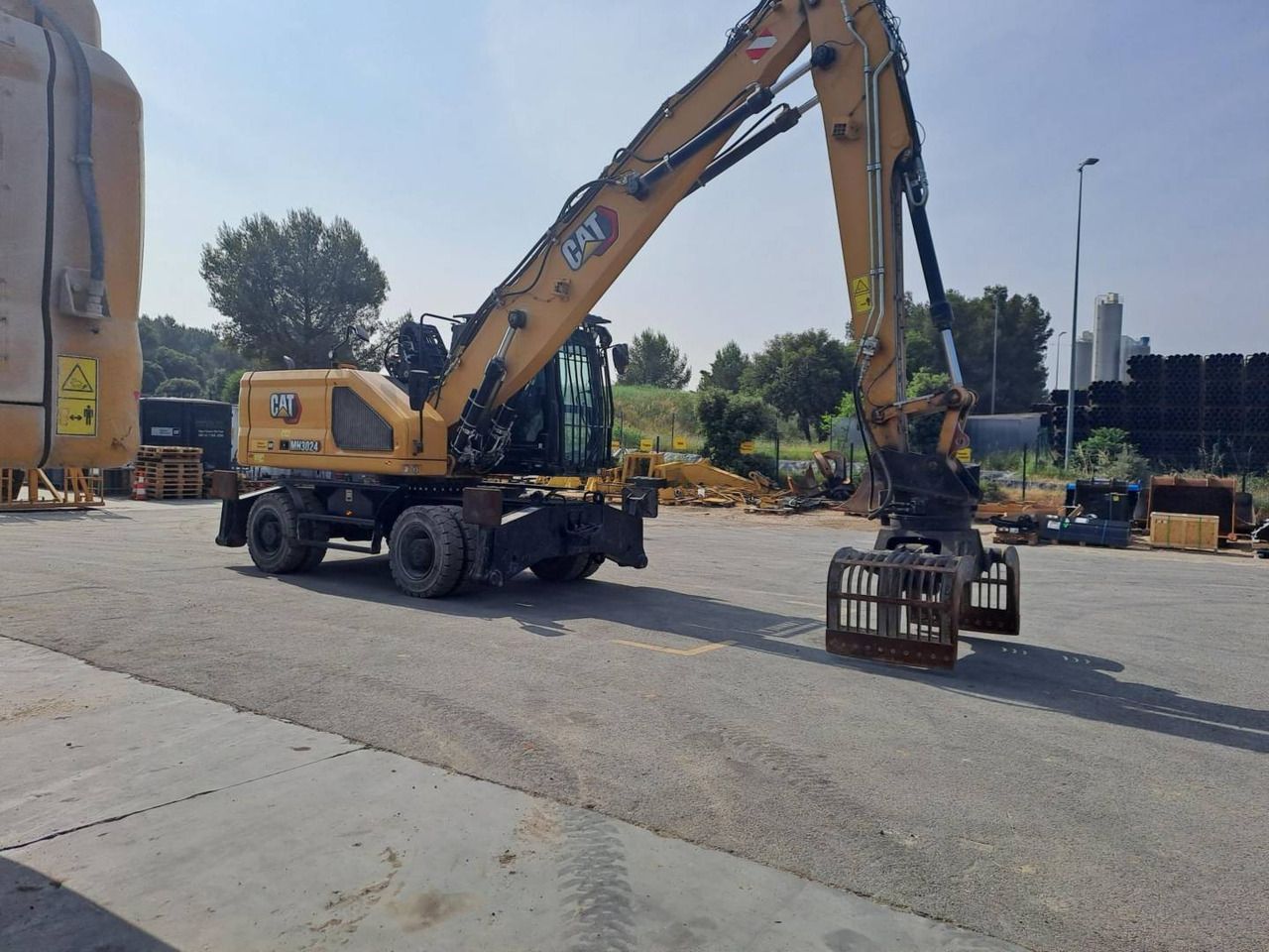 2024 Caterpillar MH3024 Wheel Excavator