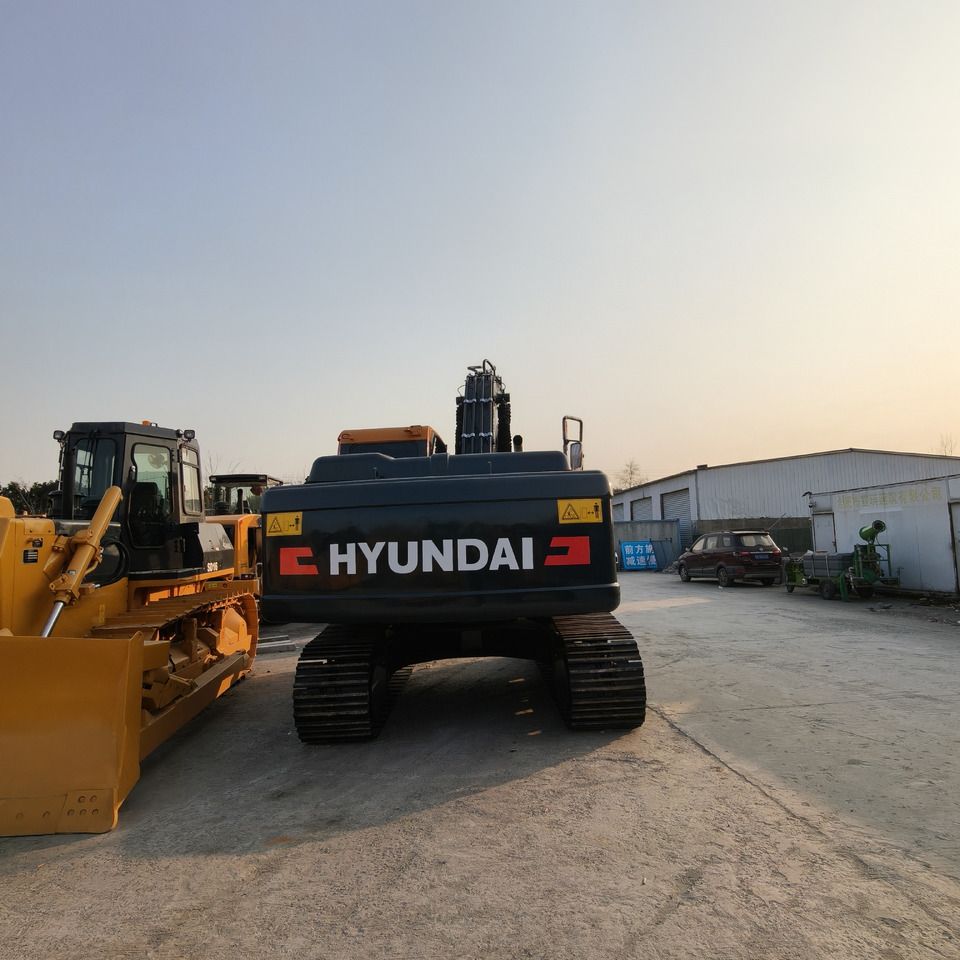 2024 Hyundai R220LC-9S Crawler Excavator