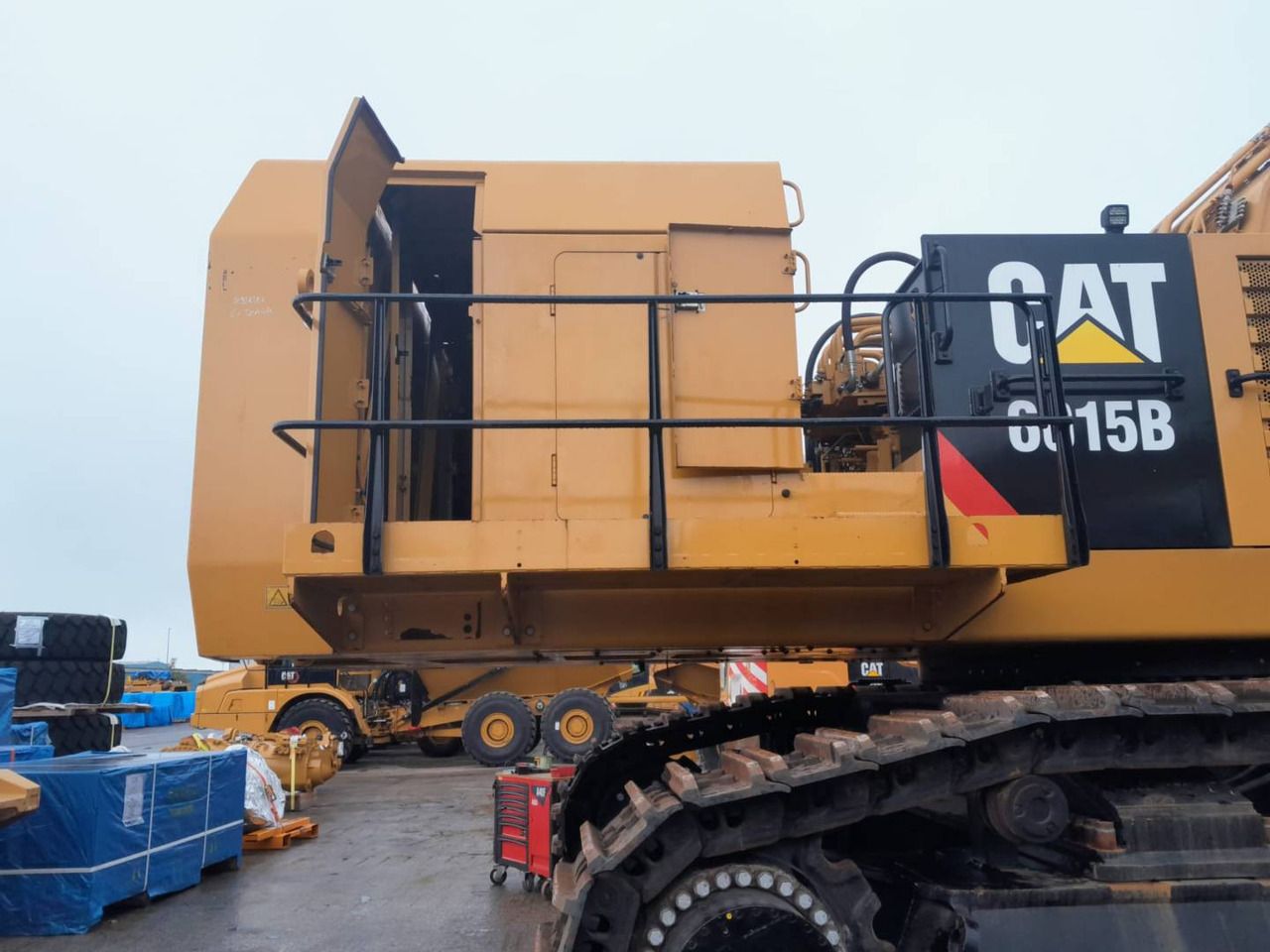 2019 Caterpillar 6015B Crawler Excavator