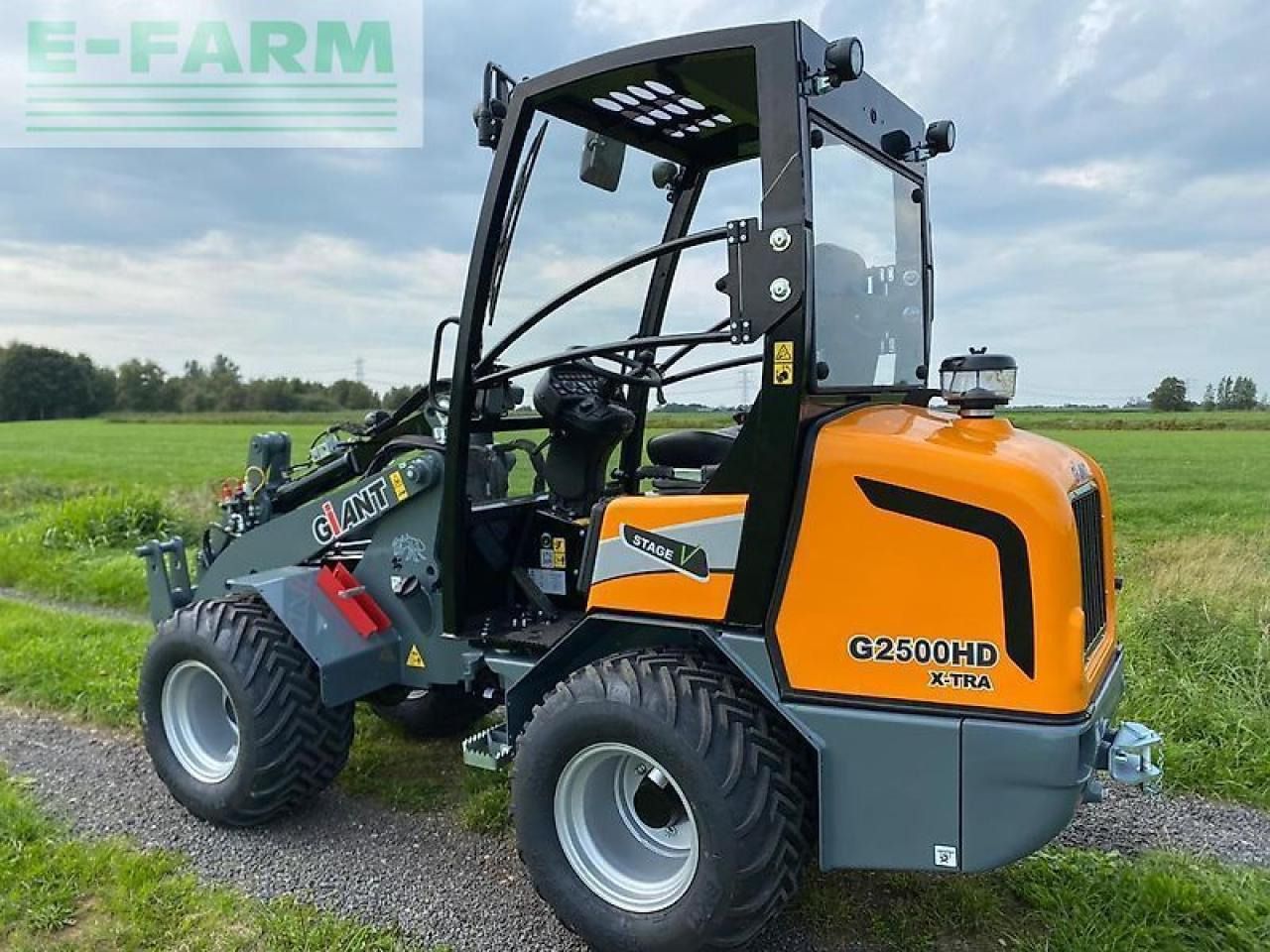 2023 Giant G2500 X-TRA HD Mini Excavator