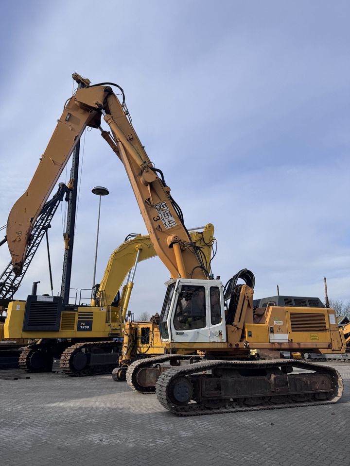 2003 Liebherr R954 B Material Handler