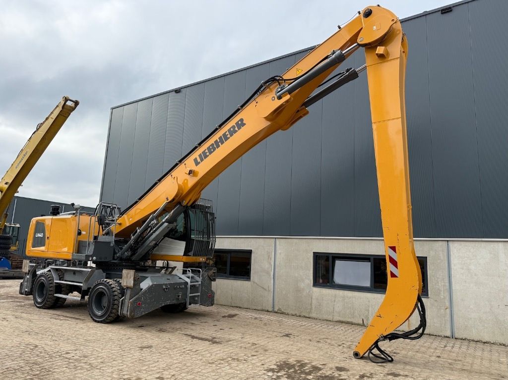 2022 Liebherr LH40 M Material Handler