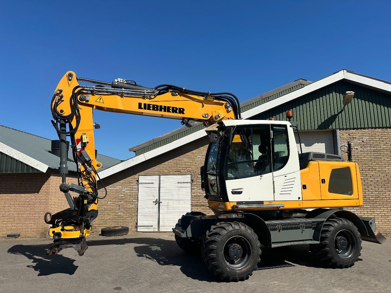 2014 Liebherr A916 Wheel Excavator