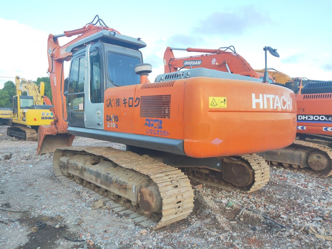 Hitachi ZX210 Crawler Excavator