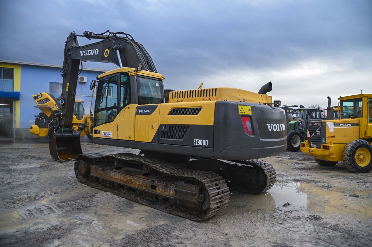 2014 Volvo EC300DNL Crawler Excavator
