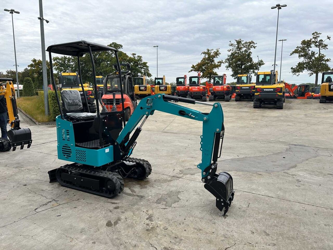 2025 JPC KV12 Mini Excavator