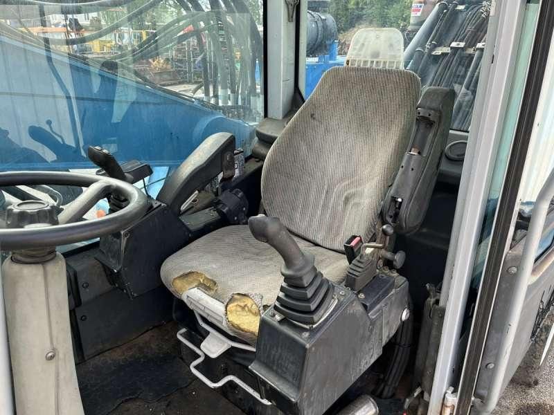 2011 Fuchs MHL335 Material Handler