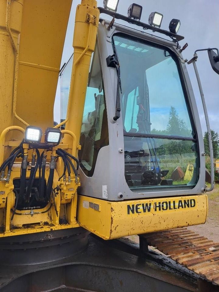 2012 New Holland E235BSR-2 Crawler Excavator