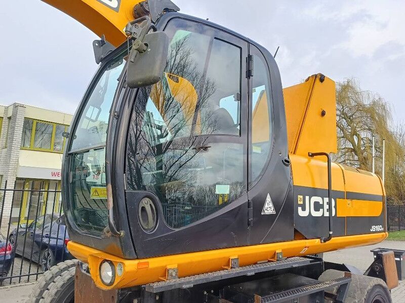 2011 JCB JS160W Material Handler