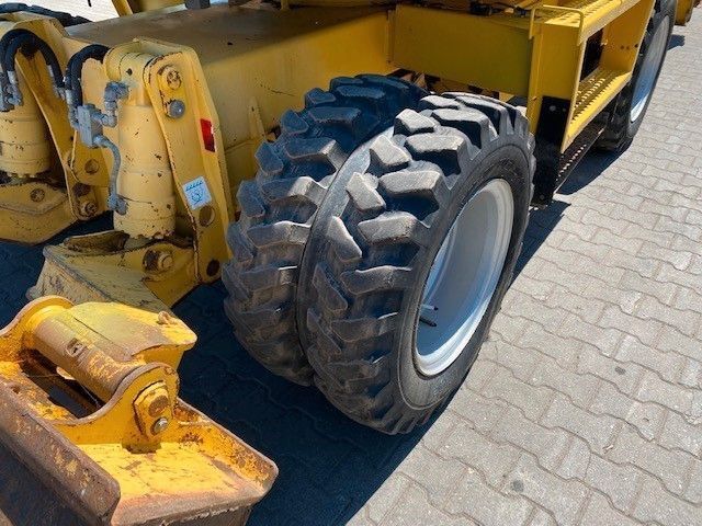 2011 Komatsu PW118 MR-8 Wheel Excavator