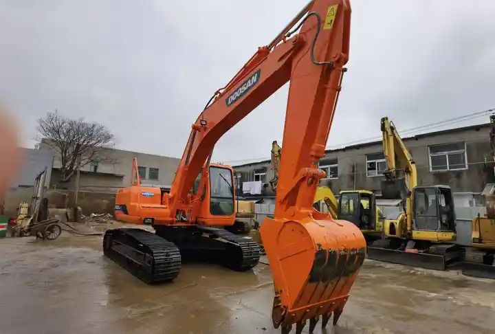 2019 Doosan DH220-7 Crawler Excavator