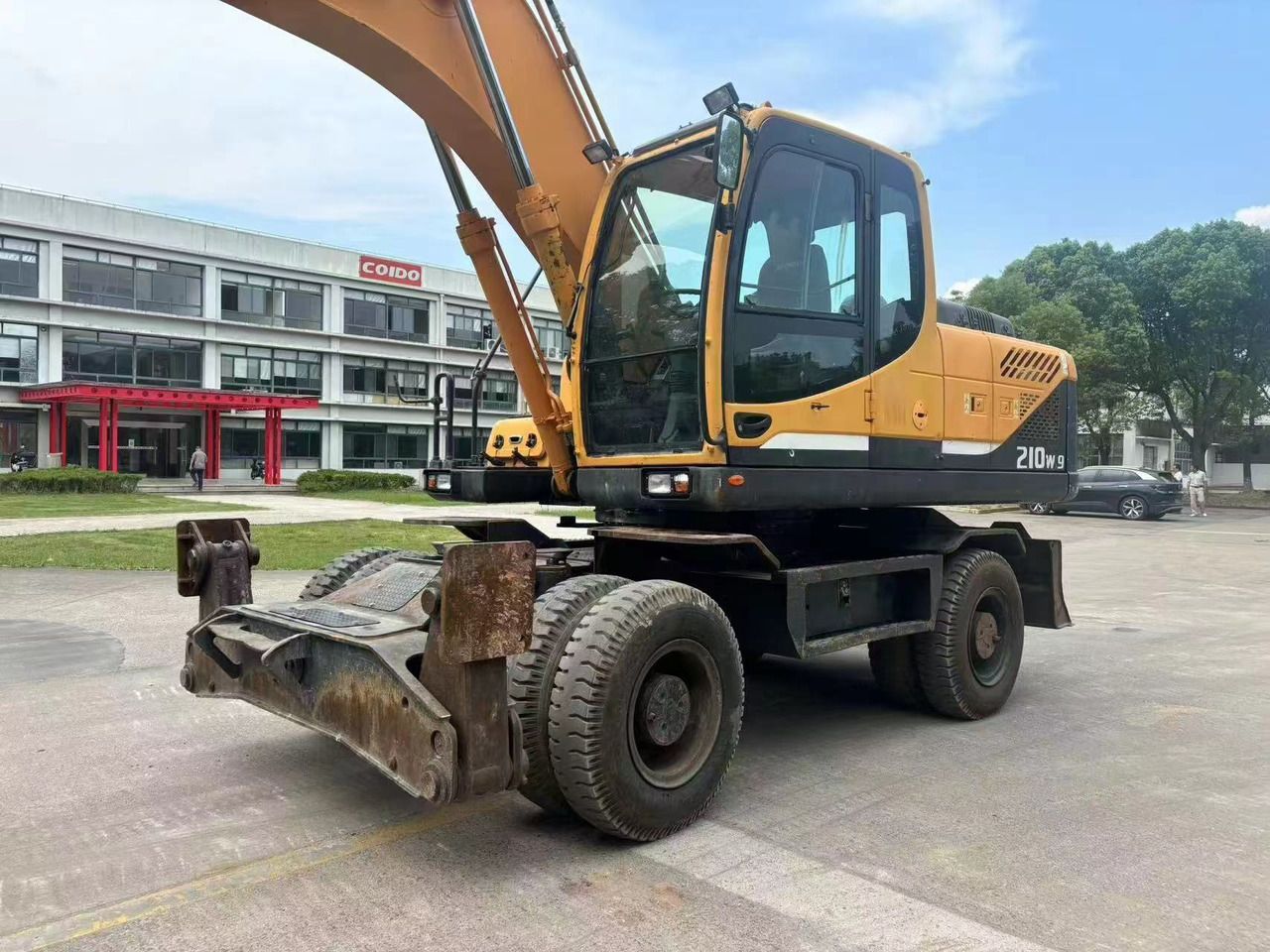 2019 Hyundai R210W-9 Wheel Excavator
