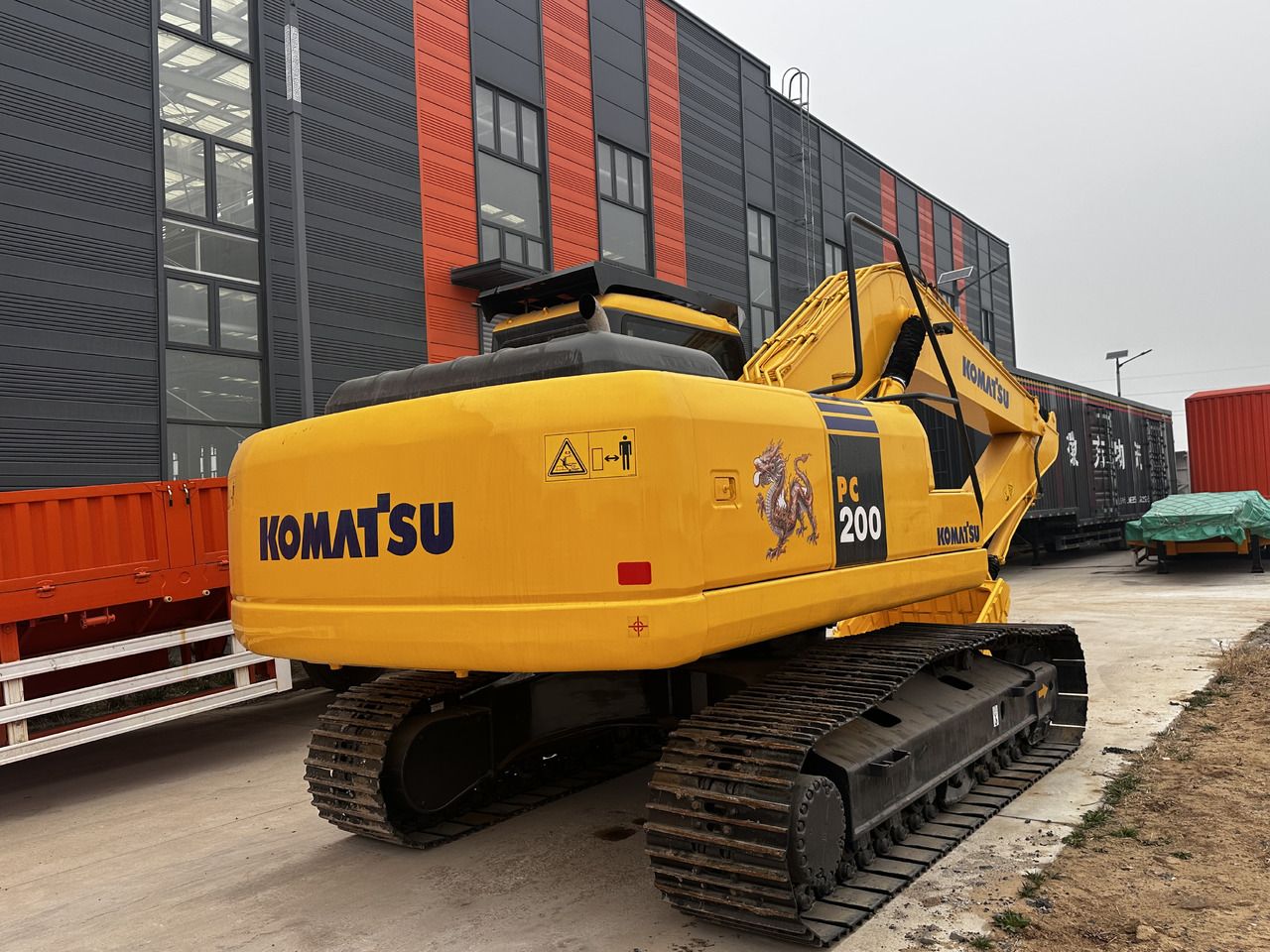 2022 Komatsu PC200 Crawler Excavator