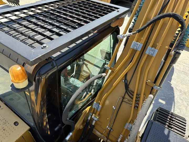 2021 Caterpillar 320E Crawler Excavator