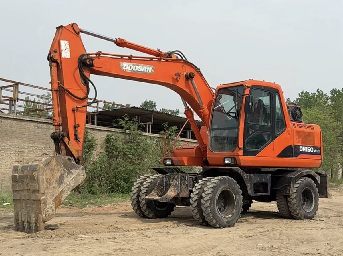 2016 Doosan DH150W-7 Wheel Excavator