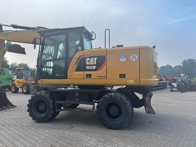 2020 Caterpillar M320F Wheel Excavator