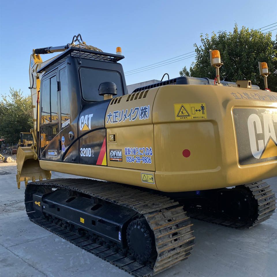 2022 Caterpillar 320D2 Raupenbagger