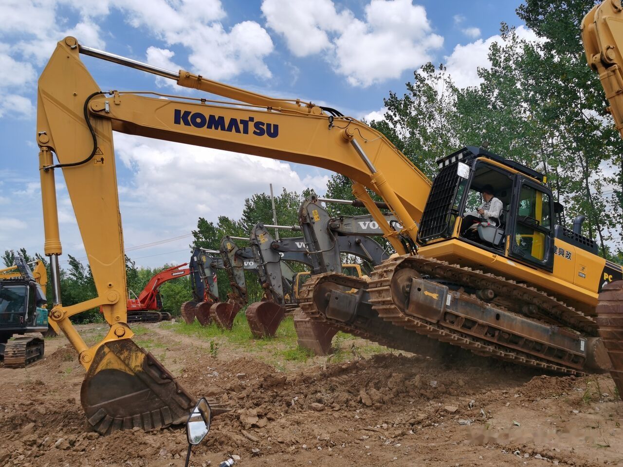 2016 Komatsu PC450-8 Crawler Excavator
