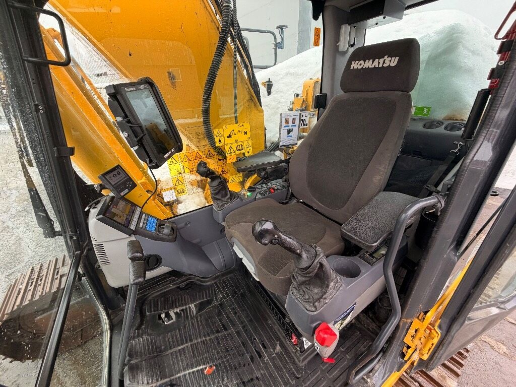2023 Komatsu PC290LC-11 Crawler Excavator