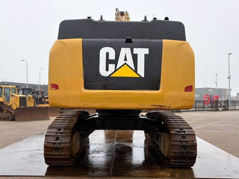 2019 Caterpillar 352F Crawler Excavator