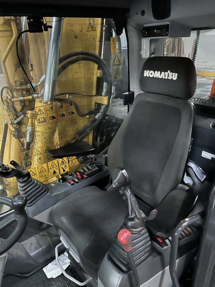 2018 Komatsu PW148-11 Wheel Excavator